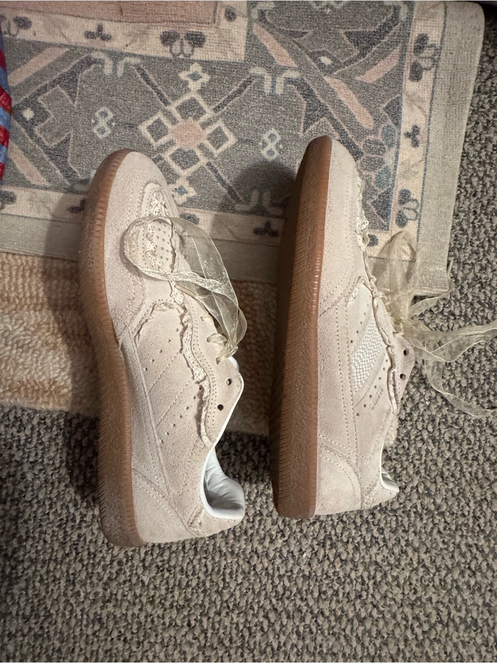 ALOHAS Suede Cream Leather Crochet-Trim Sneakers - Picture 4 of 8